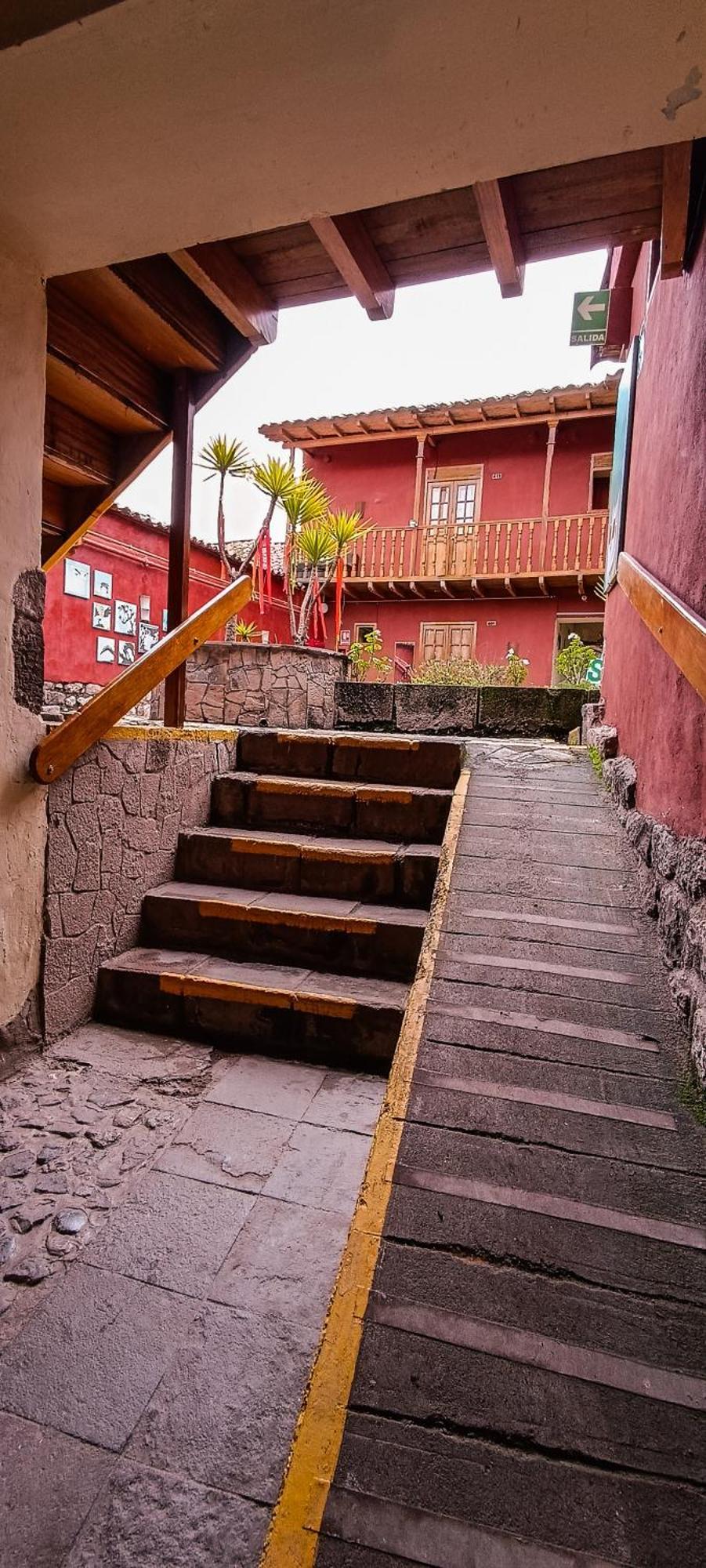 Loki Cusco Hostel Bagian luar foto